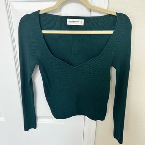 Abercrombie & Fitch Green Sweater